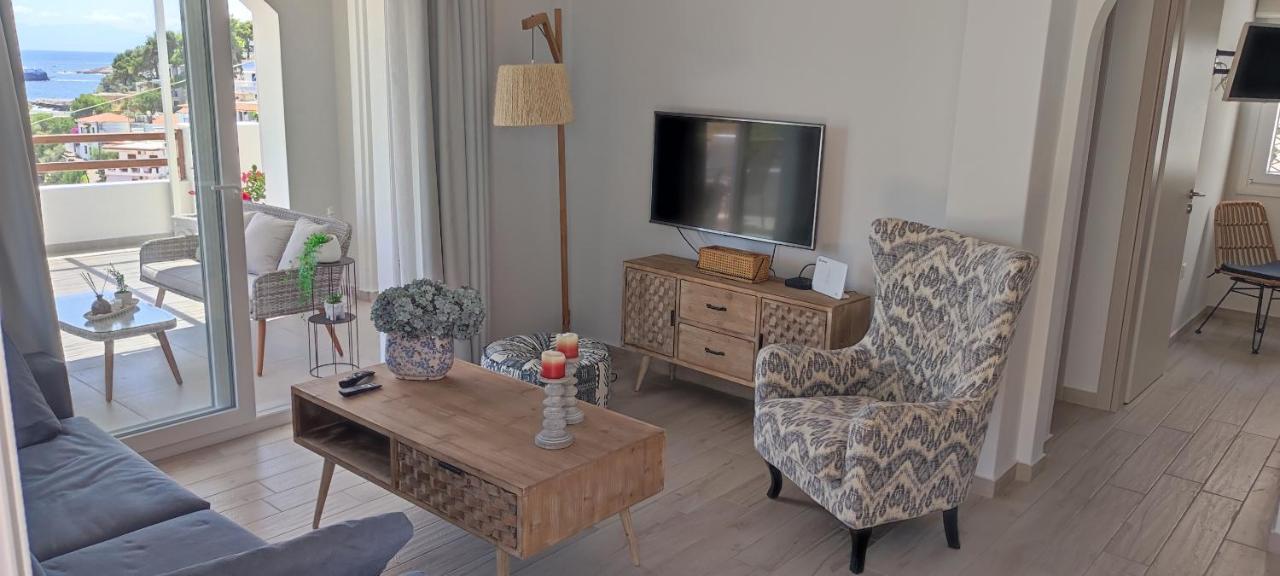 Aegean Suites Votsi  Luaran gambar