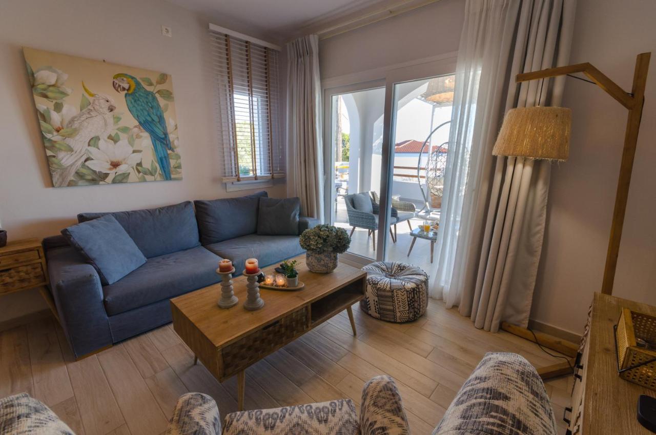 Aegean Suites Votsi  Luaran gambar