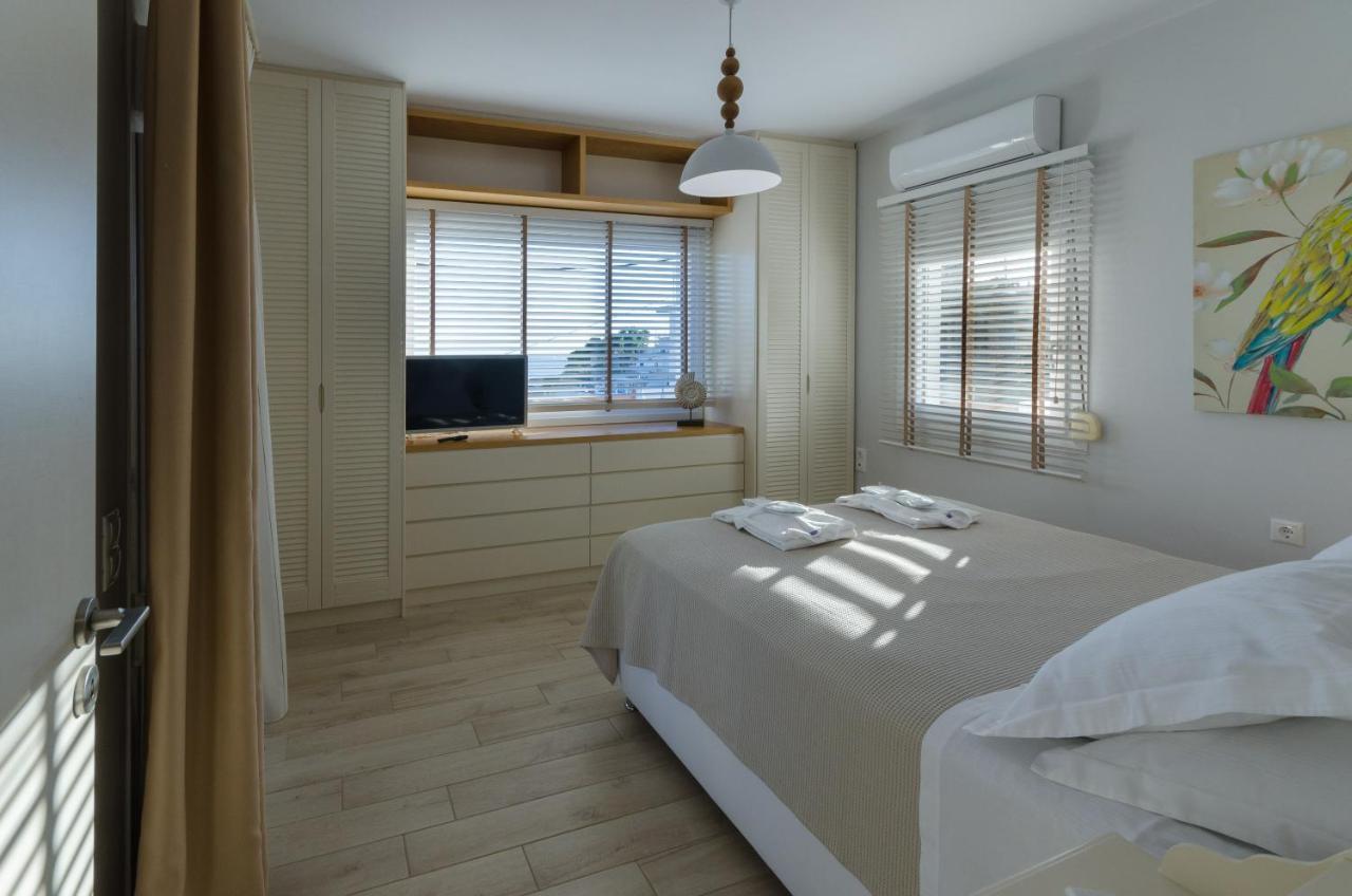 Aegean Suites Votsi  Luaran gambar
